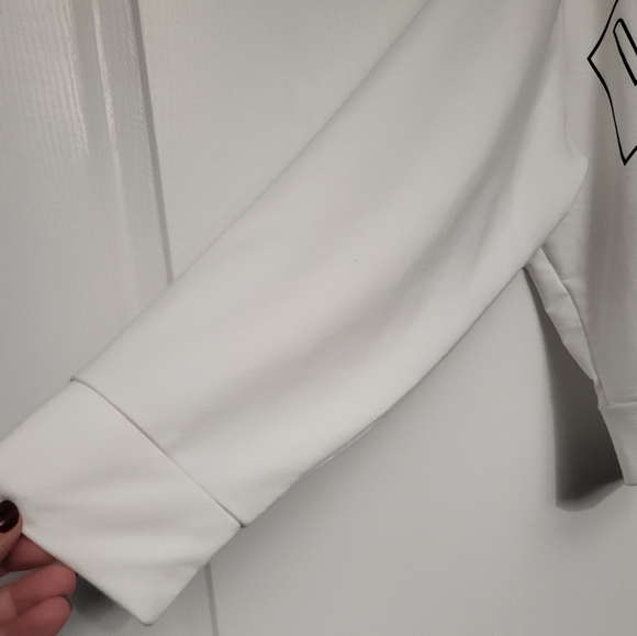 BNWT XL Puma Dry cell semi cropped white oversized Athletic  sweatshirt - Picture 8 of 13